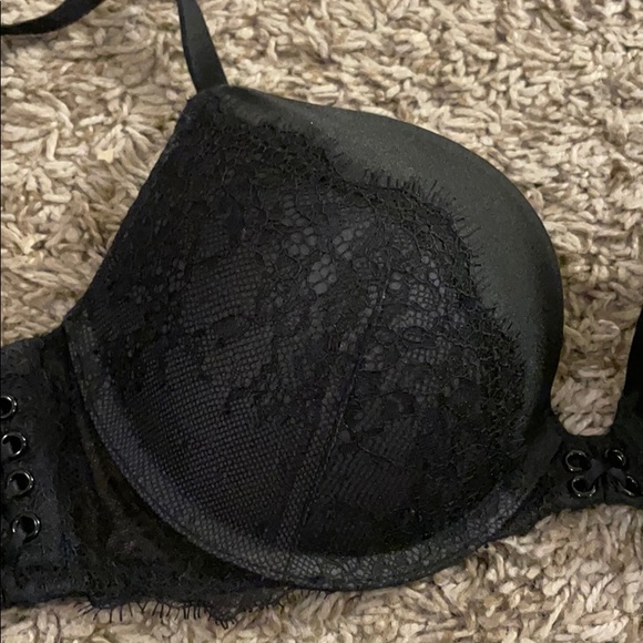 Victoria Secret “Very Sexy” Bra - Picture 2 of 5